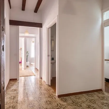 Centric Apartment Gaudi Barcellona Esterno foto
